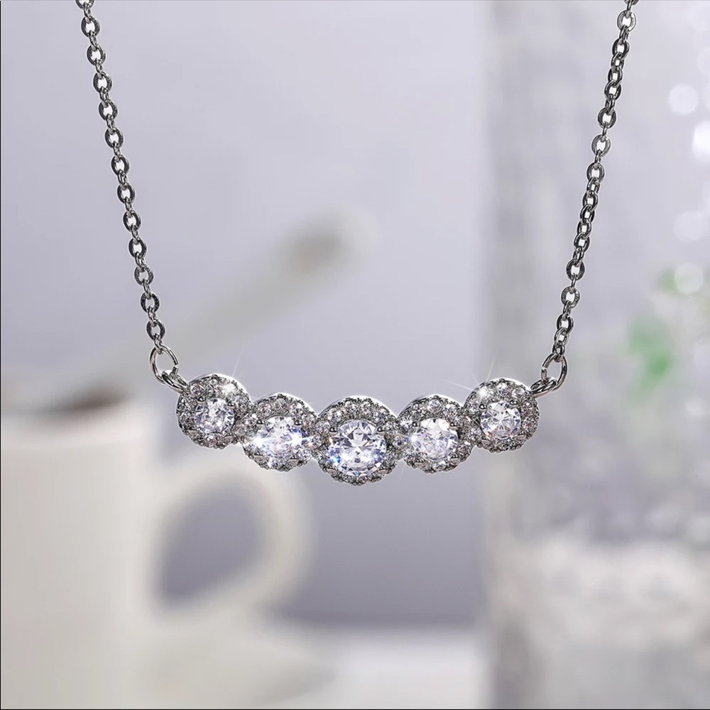 New 925 Silver Beautiful CZ Round Choker Necklace - Picture 3 of 6
